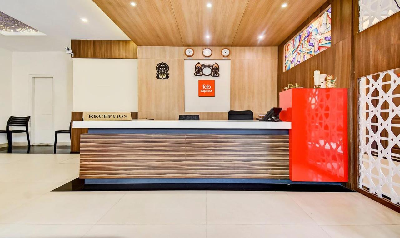 מלון מונאר Fabexpress Luminos Dwelling Ikka Nagar מראה חיצוני תמונה